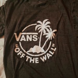 10 off $60 ⭐️ Vans off the wall T-shirt
